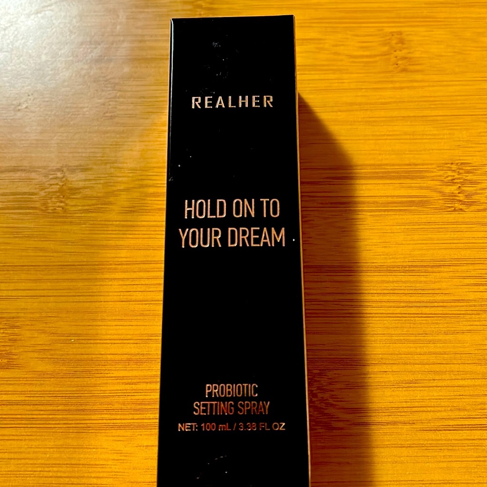 Realher Hold on to Your Dream Probiotic Setting Spray, BNIB
